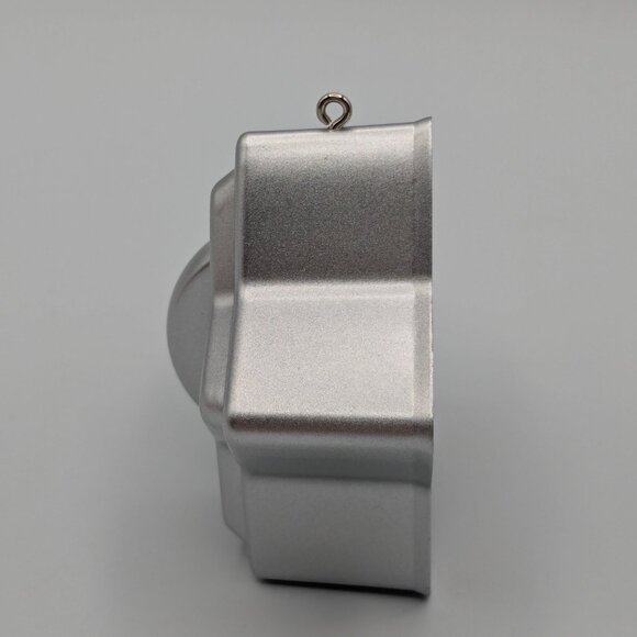 Hallmark Keepsake Cookie Cutter Christmas 2015, 4th in the Cookie Cutter Series - Picture 4 of 11